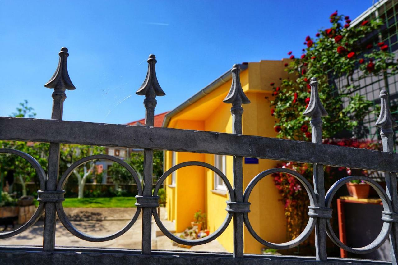 Apartman Cro Garden Apartment Zadar Exterior photo